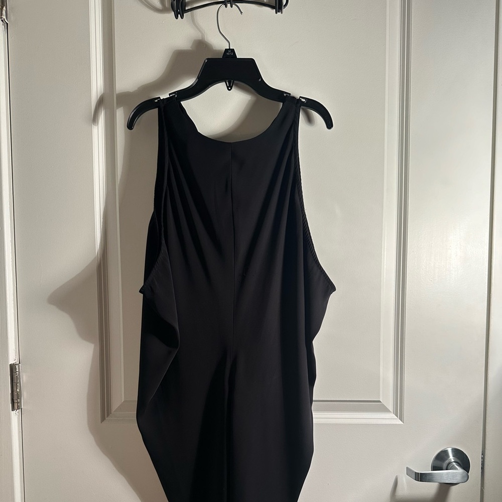 Elegant Black Sleeveless Blouse